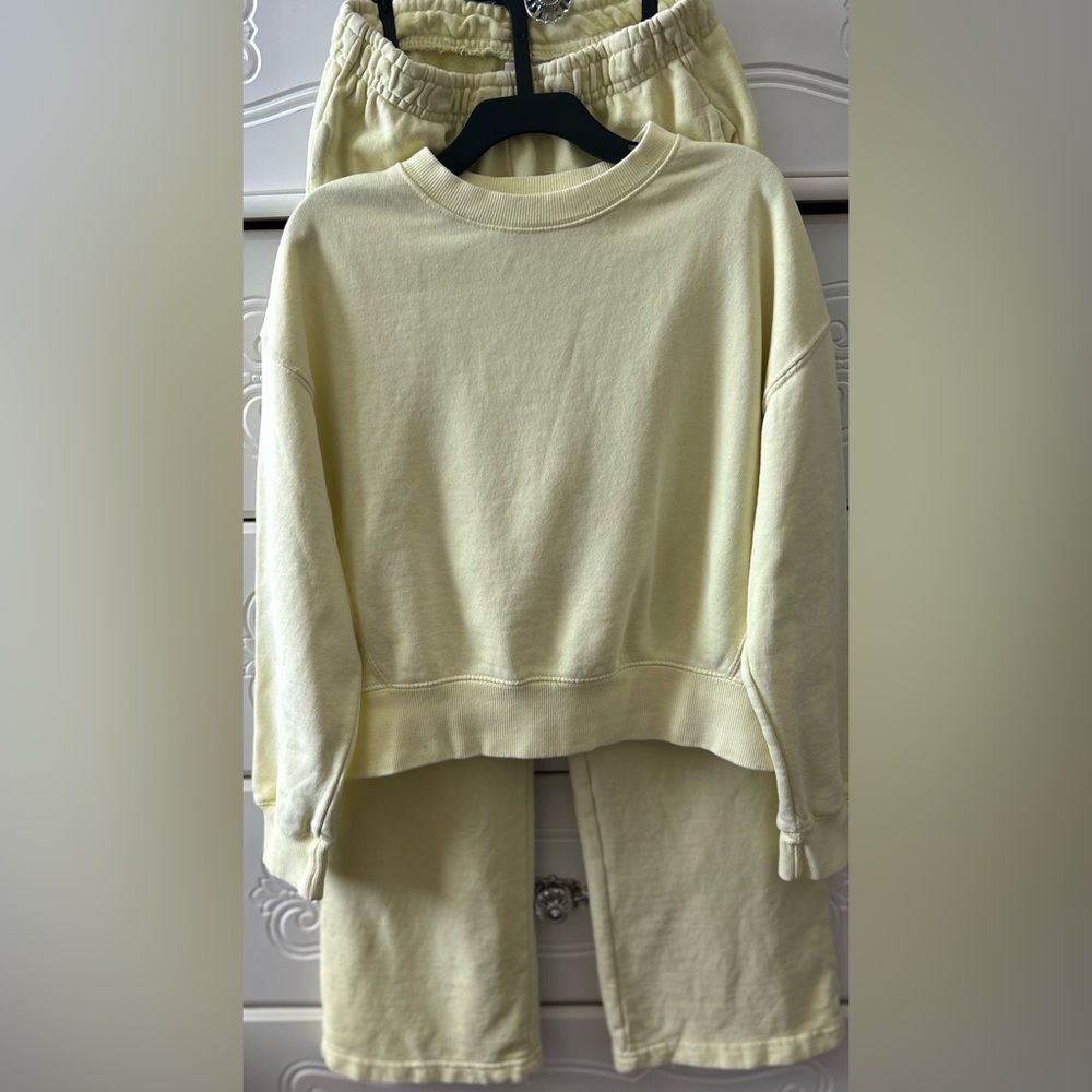 Zara Light Yellow Knitwear